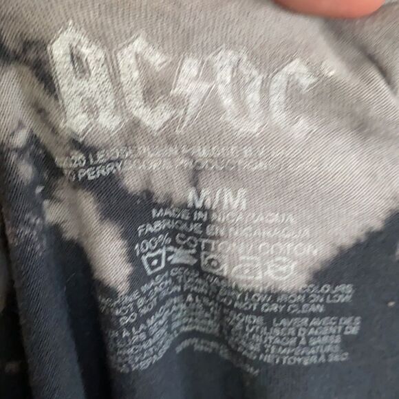 AC/DC Acid Bleach Wash Distressed Graphic Shirt Distressed Casual Band Music - Picture 10 of 10
